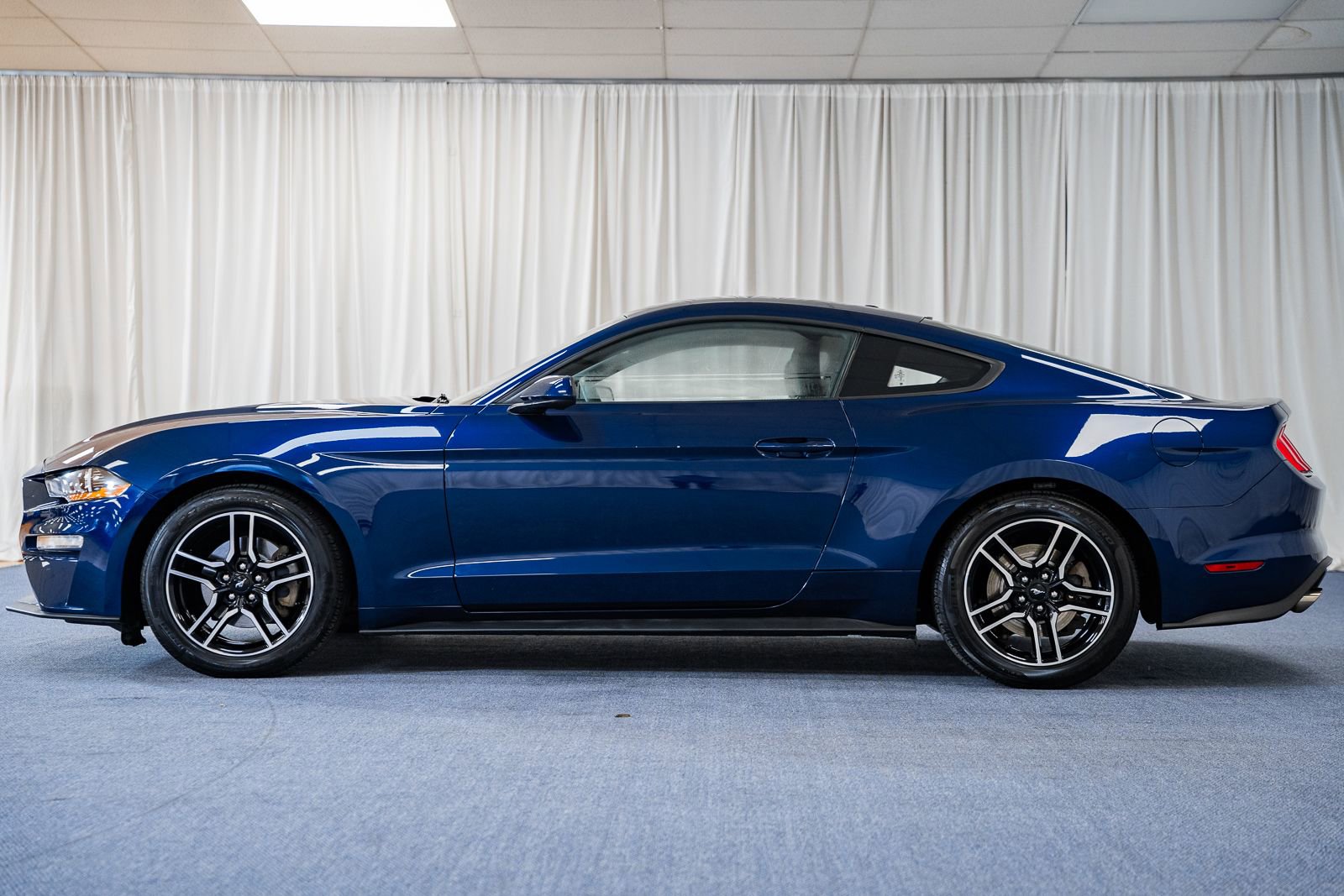 Certified 2019 Ford Mustang Coupe image 5