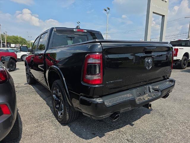 Used 2020 RAM 1500 Limited w/ Black Appearance Package AWD/4WD image 5