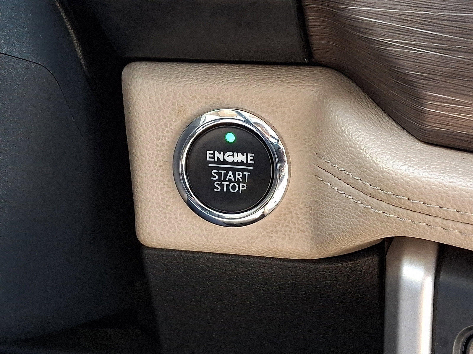 Certified 2023 Ford Expedition Limited image 31