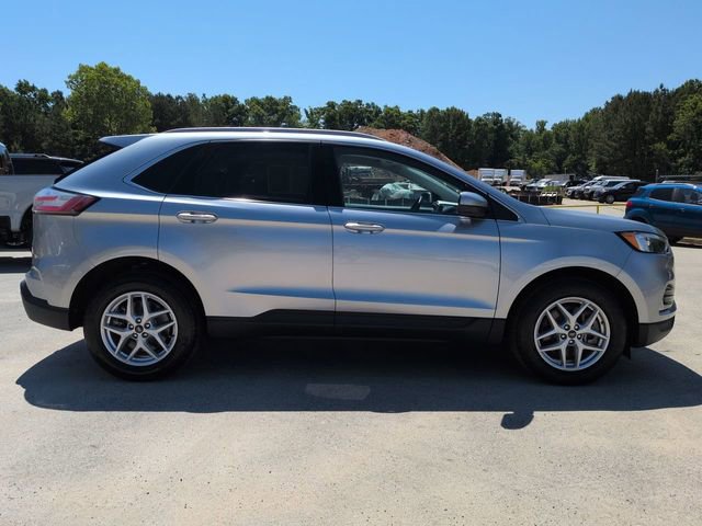 Certified 2023 Ford Edge SEL w/ Convenience Package AWD/4WD image 3