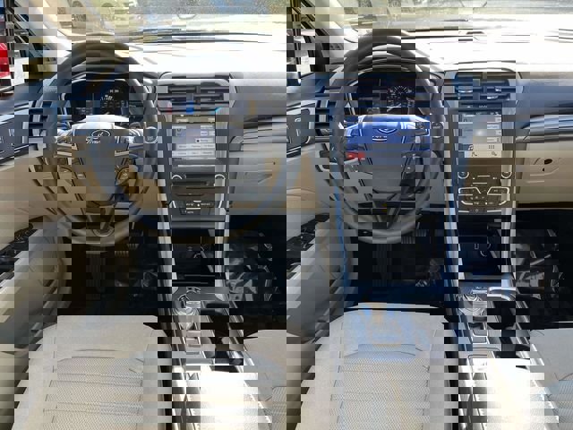 Certified 2017 Ford Fusion SE w/ Fusion SE Technology Package image 13