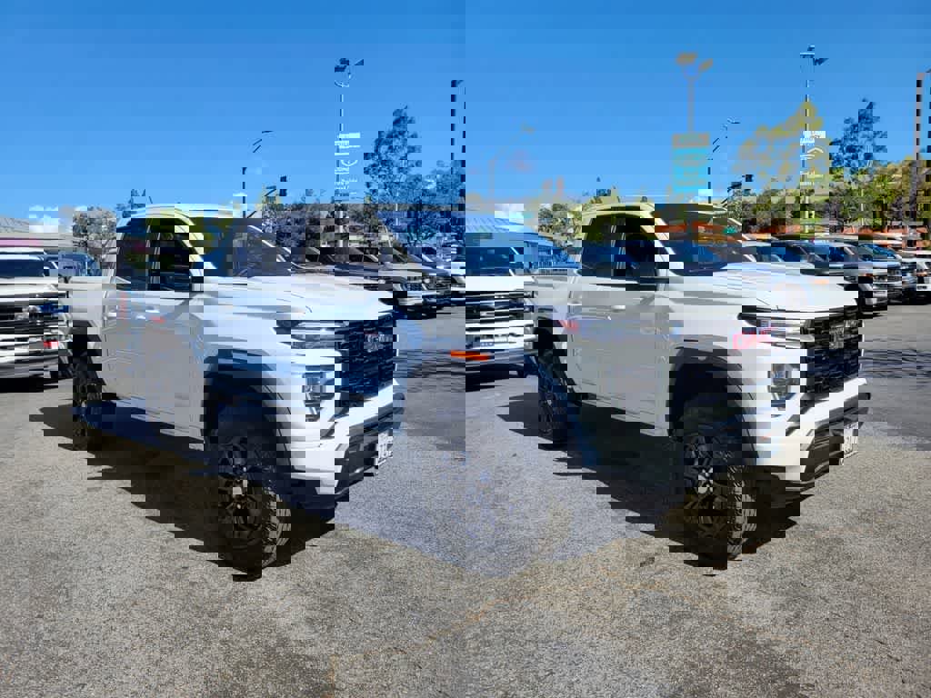 Used 2023 GMC Canyon Elevation w/ Trailering Package image 7