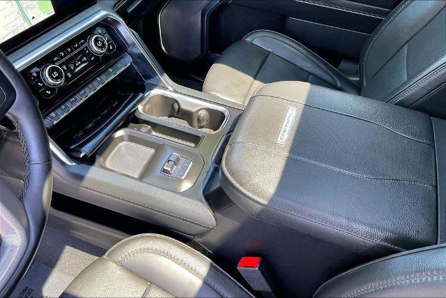 Used 2024 GMC Sierra 2500 Denali w/ Denali Reserve Package AWD/4WD image 15
