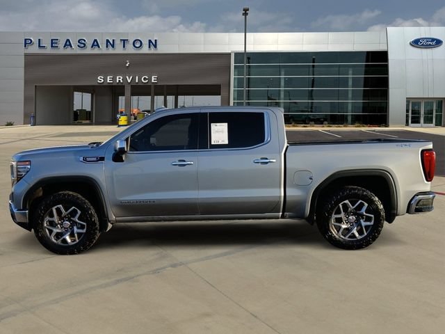 Used 2024 GMC Sierra 1500 SLT w/ SLT Convenience Package AWD/4WD image 2