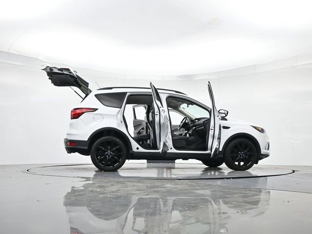 Certified 2019 Ford Escape SE FWD image 51