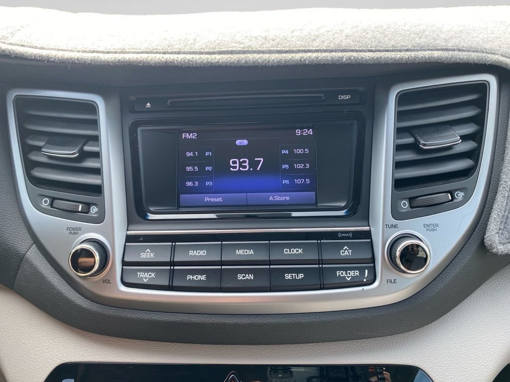 Used 2017 Hyundai Tucson SE w/ Cargo Package FWD image 28