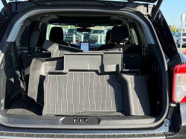 Certified 2024 Ford Explorer Limited w/ Limited Technology Package AWD/4WD image 29