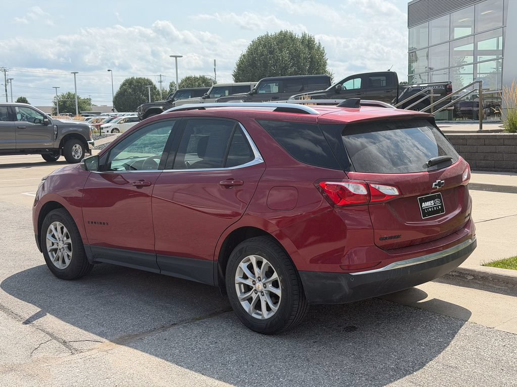 Used 2019 Chevrolet Equinox LT w/ Sun & Navigation Package AWD/4WD image 4