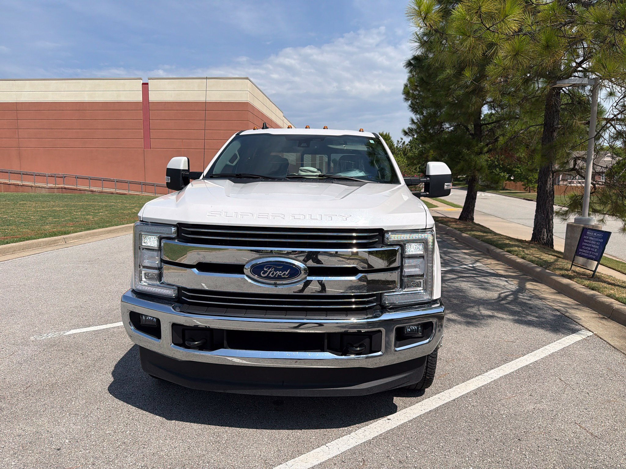 Certified 2019 Ford F350 Lariat w/ Lariat Ultimate Package AWD/4WD image 2