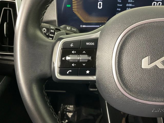 Used 2025 Kia Sorento EX image 24