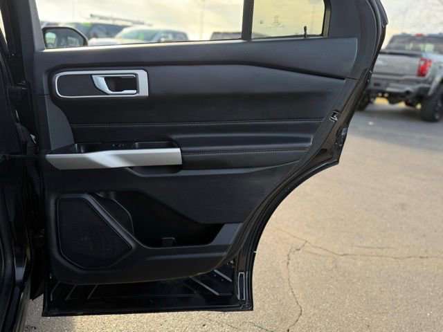 Certified 2023 Ford Explorer XLT w/ Equipment Group 202A image 18