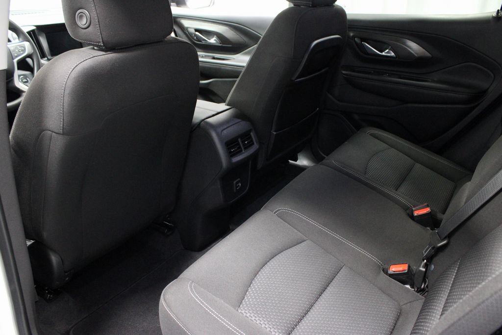 Used 2024 GMC Terrain SLE w/ Driver Convenience Package FWD image 21