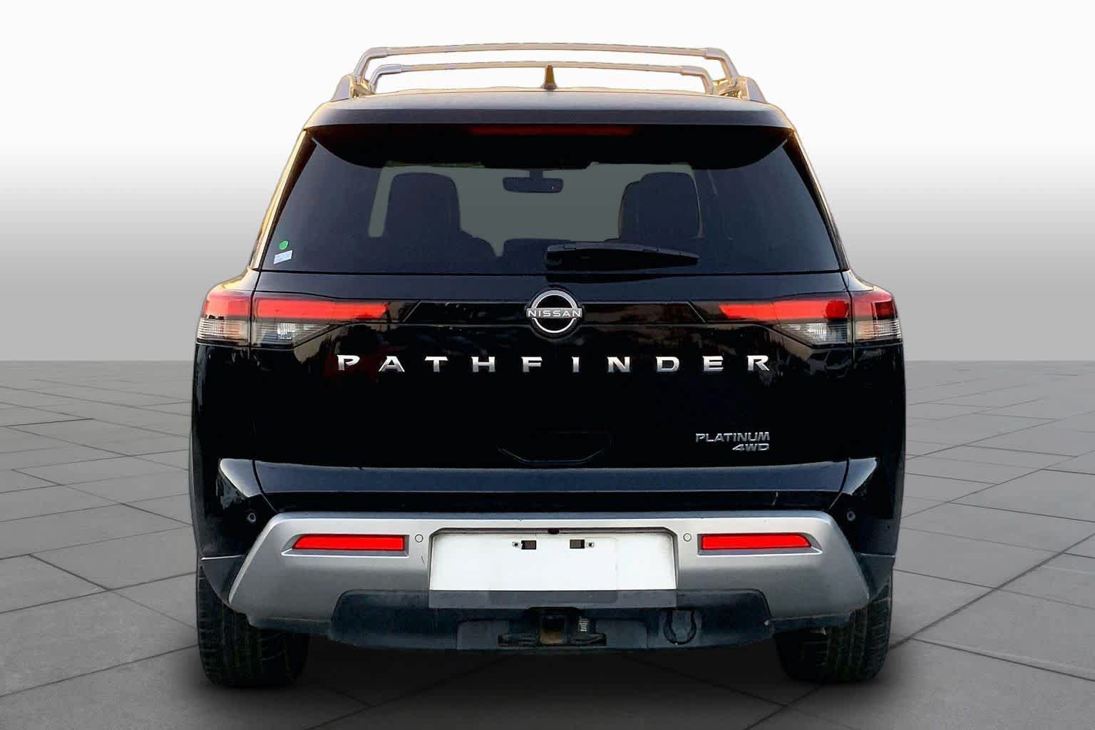 Used 2023 Nissan Pathfinder Platinum AWD/4WD image 5