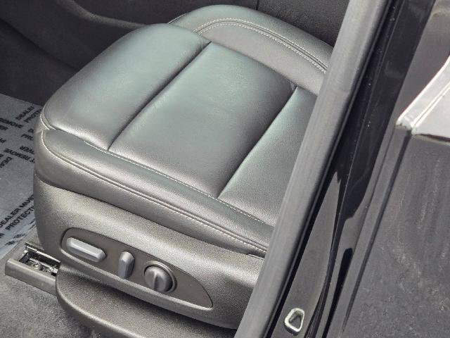 Used 2023 Chevrolet Traverse LT w/ LPO, Floor Liner Package AWD/4WD image 24