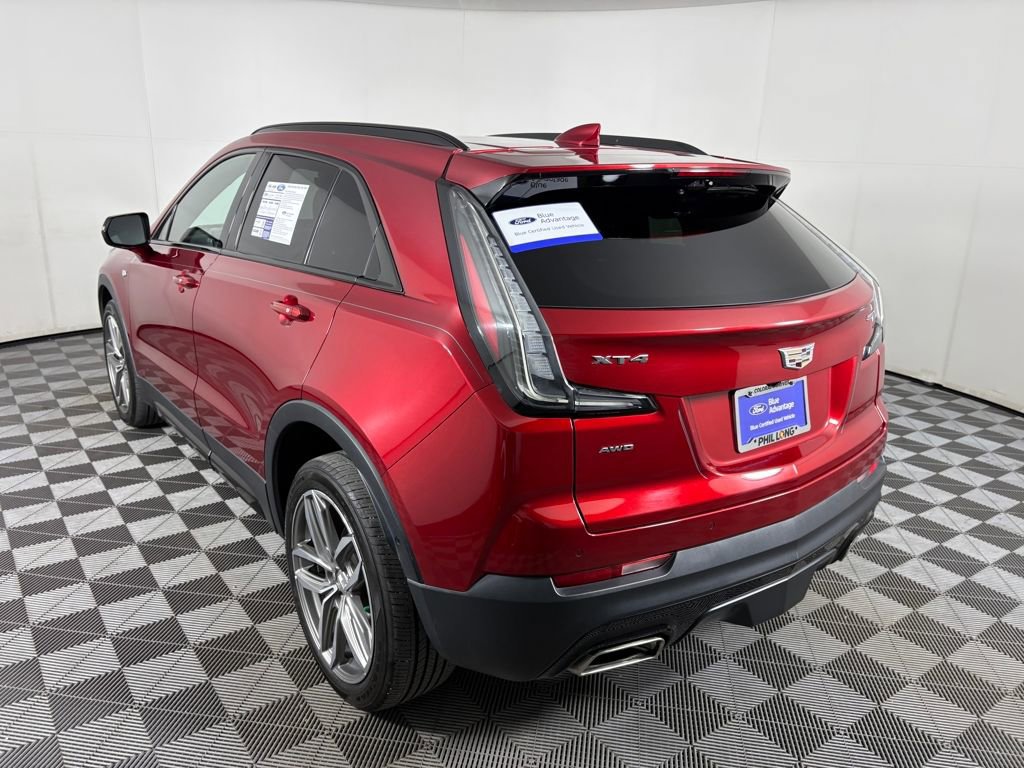 Used 2021 Cadillac XT4 Sport image 3