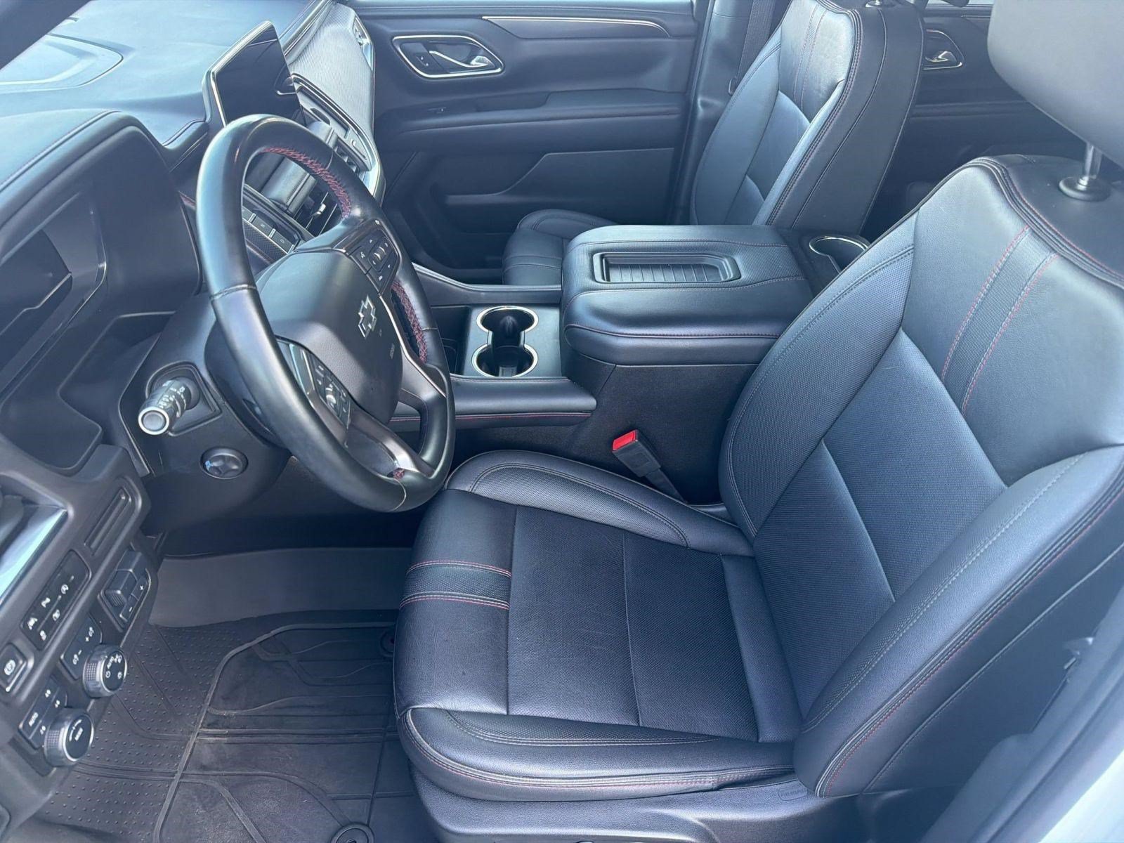 Used 2024 Chevrolet Tahoe RST w/ Luxury Package AWD/4WD image 5