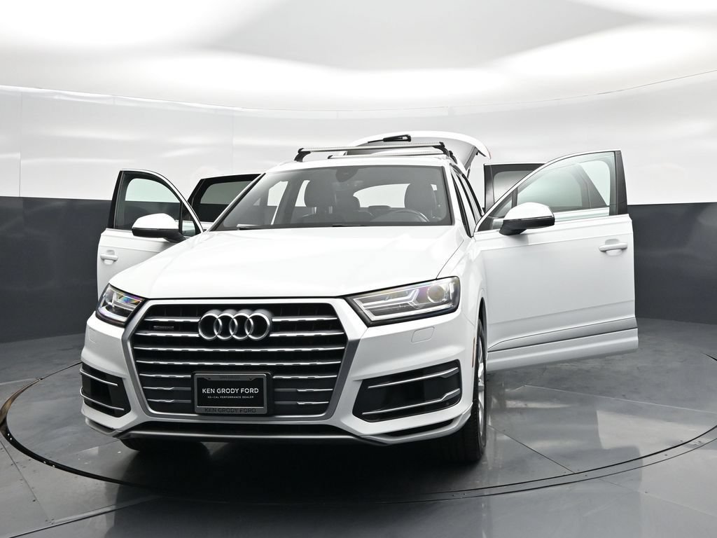 Used 2019 Audi Q7 3.0T Premium w/ Convenience Package AWD/4WD image 35
