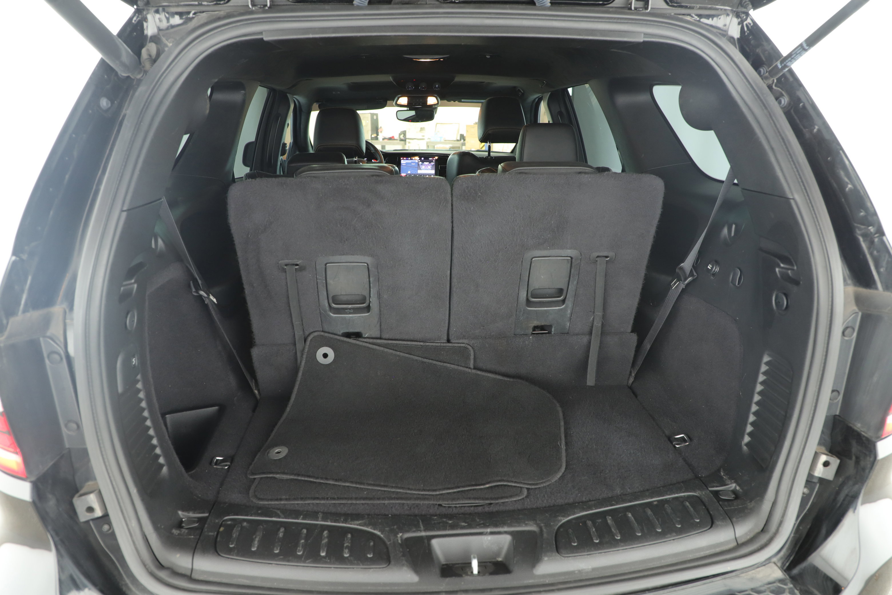 Used 2023 Dodge Durango R/T w/ Hemi Orange Plus Package image 7