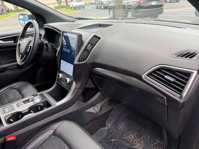 Certified 2024 Ford Edge ST-Line AWD/4WD image 23