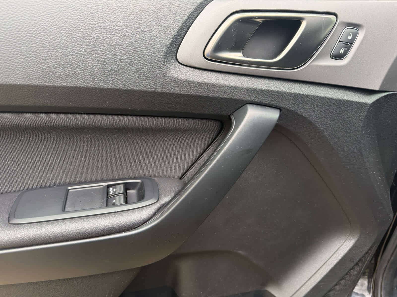 Certified 2023 Ford Ranger XLT w/ Equipment Group 301A Mid image 18