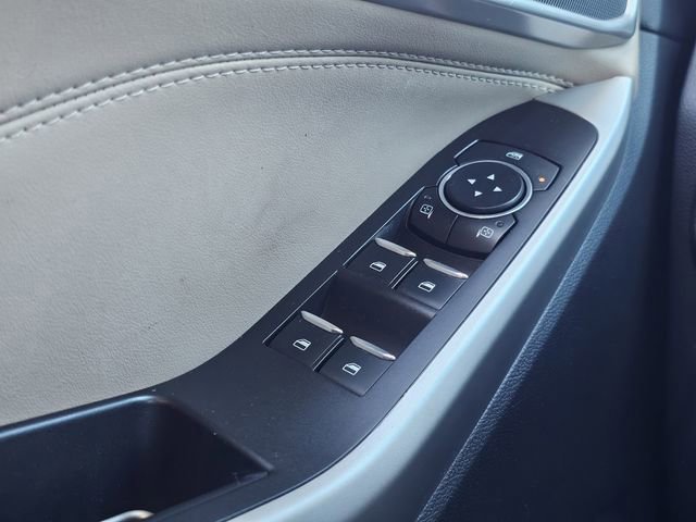 Certified 2022 Ford Explorer XLT image 15