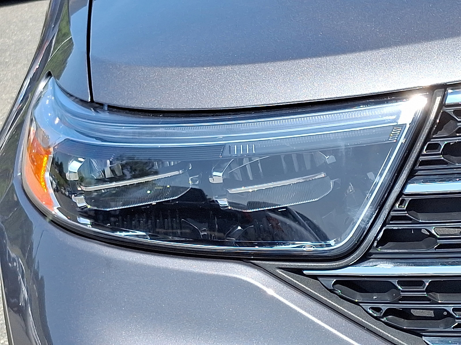 Certified 2022 Ford Explorer XLT w/ Equipment Group 202A image 9