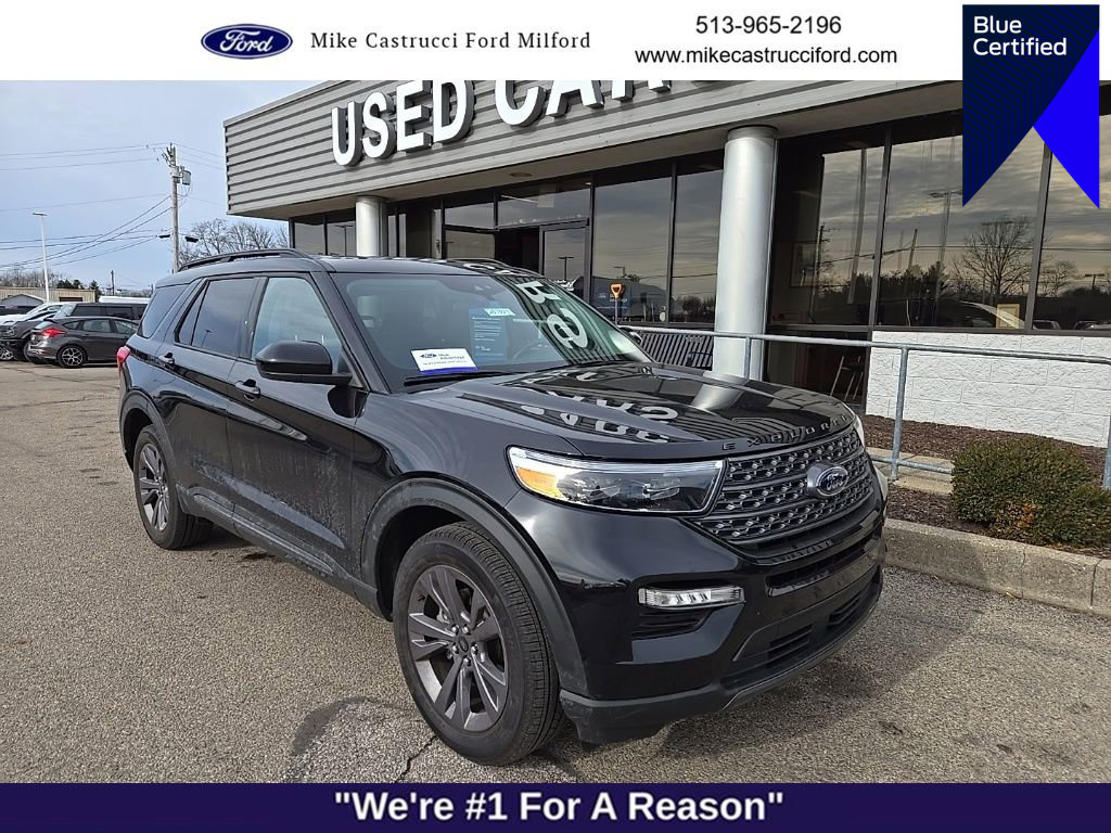 Certified 2024 Ford Explorer XLT w/ Equipment Group 202A image 1