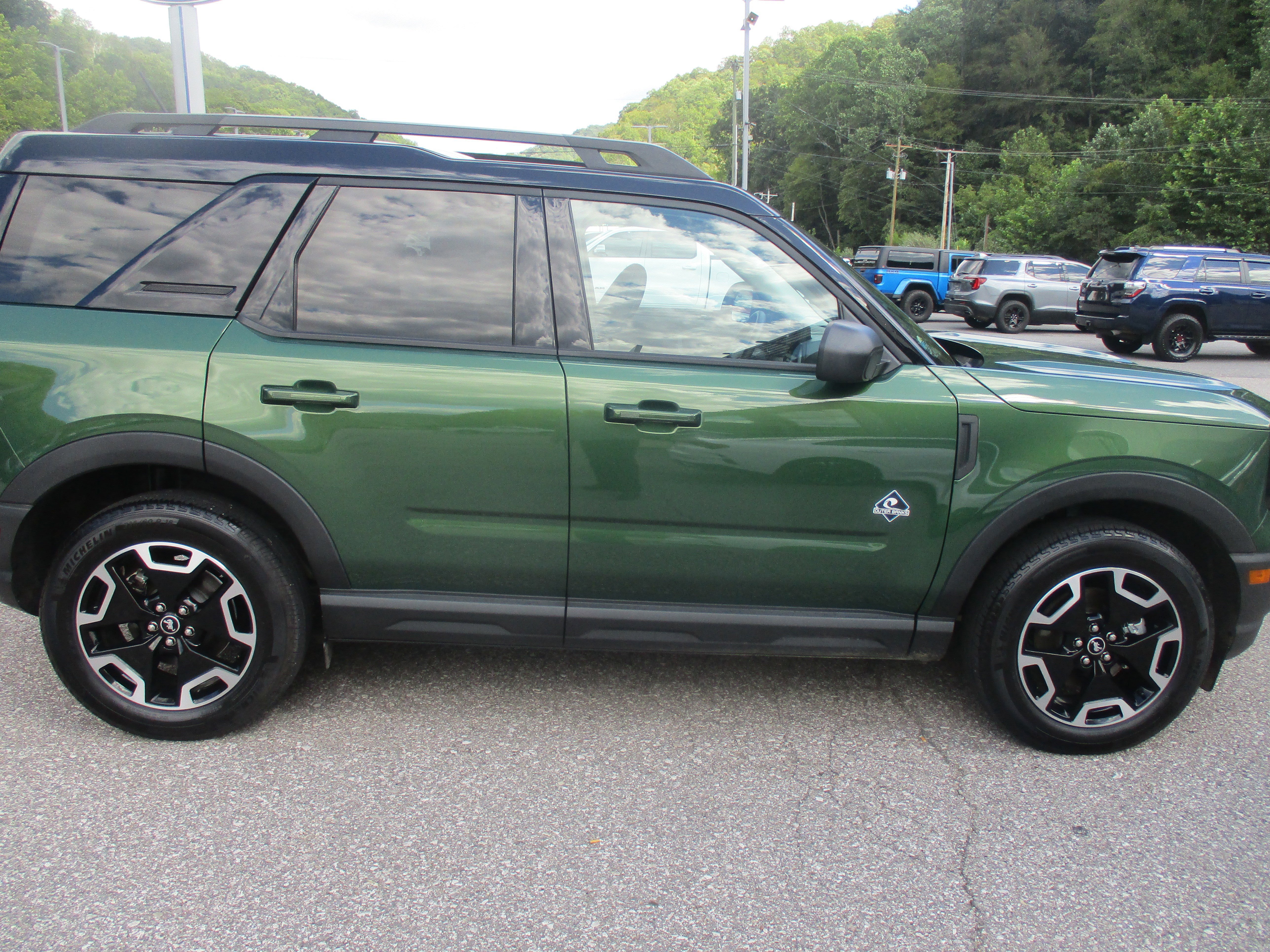 Certified 2024 Ford Bronco Sport Outer Banks w/ Tech Package image 7