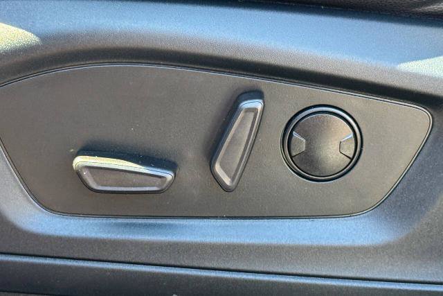 Certified 2021 Ford Explorer Limited w/ Equipment Group 301A image 19