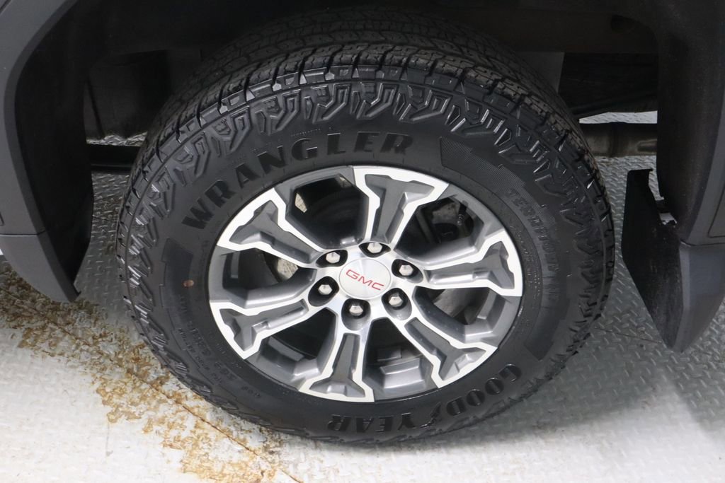 Used 2023 GMC Sierra 1500 SLE image 19