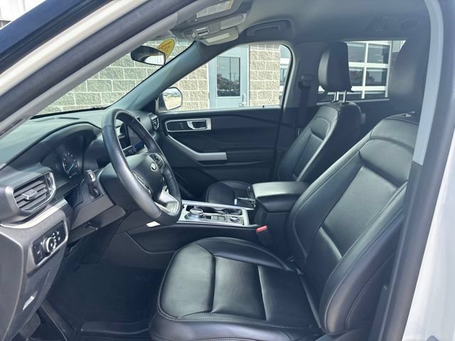 Certified 2024 Ford Explorer XLT w/ Equipment Group 202A AWD/4WD image 12