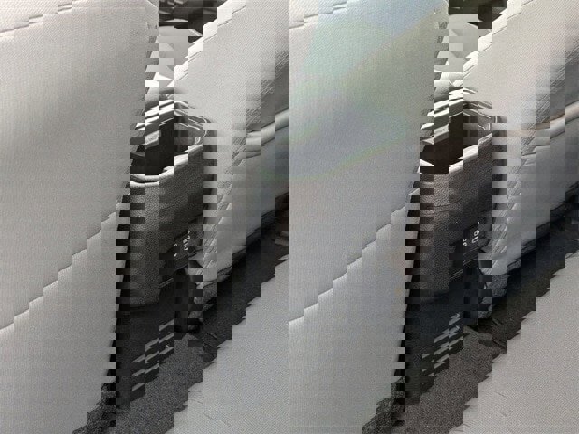 Used 2025 Toyota Tacoma TRD Off-Road image 30