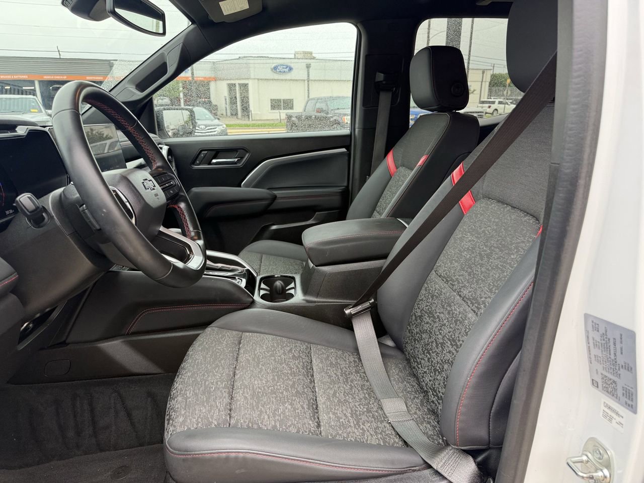 Used 2024 Chevrolet Colorado Z71 w/ Z71 Convenience Package 2 AWD/4WD image 23