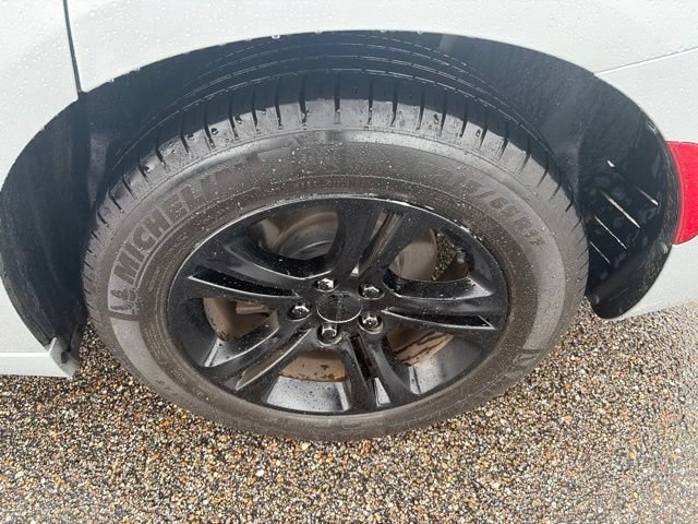 Used 2022 Dodge Charger SXT RWD image 12