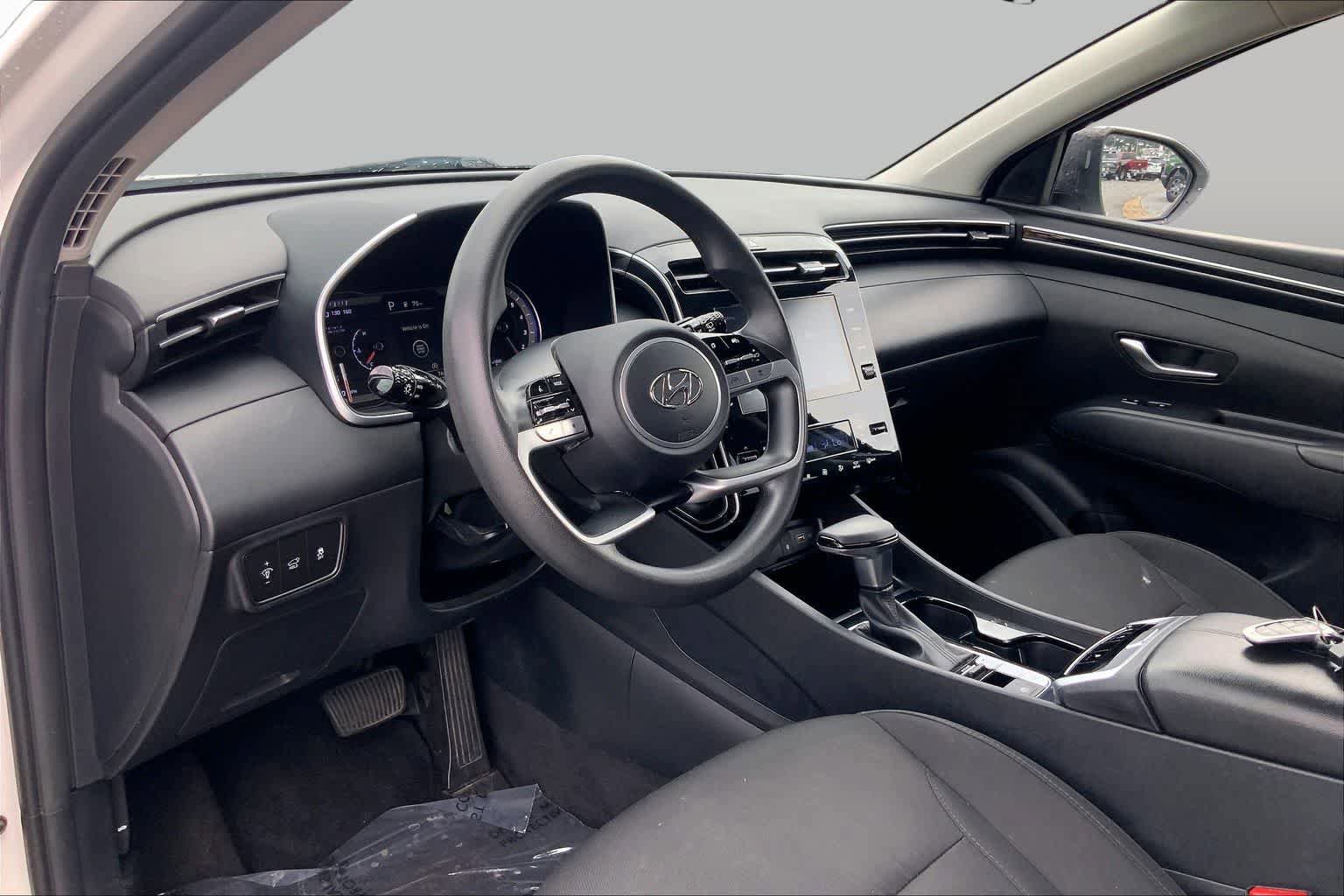 Used 2024 Hyundai Tucson SEL FWD image 16