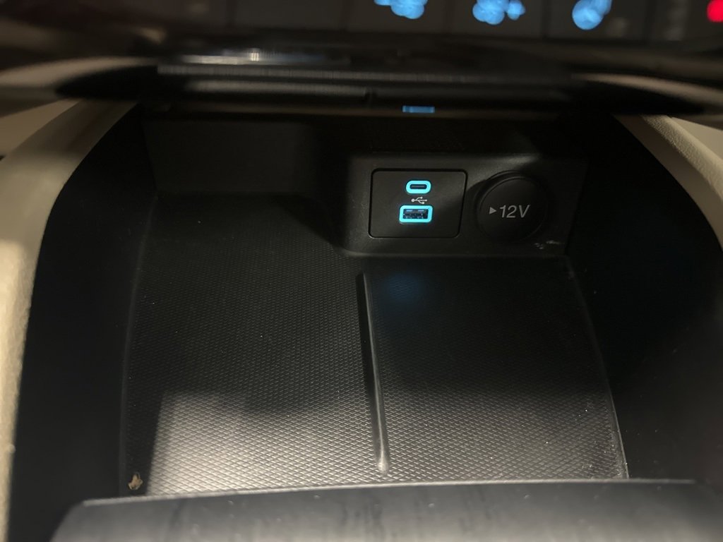 Certified 2022 Ford Escape Titanium image 24