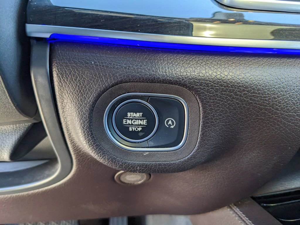 Used 2020 Mercedes-Benz GLS 450 4MATIC image 31