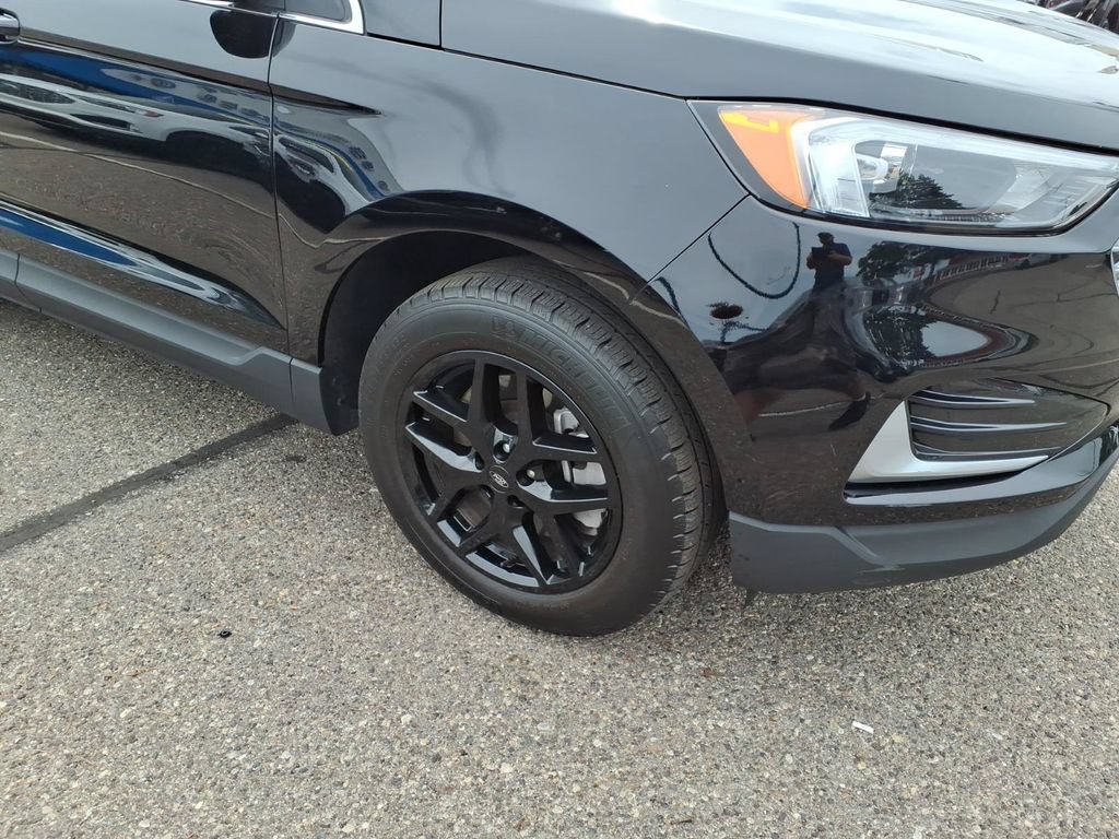 Certified 2023 Ford Edge SEL AWD/4WD image 5