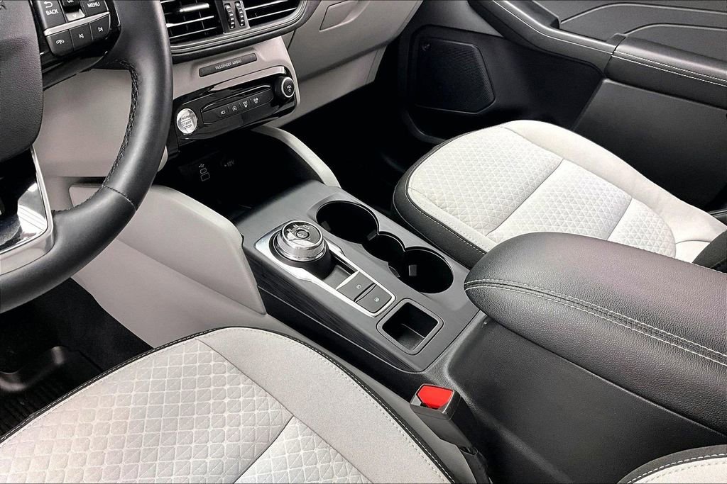 Certified 2024 Ford Escape Active w/ Tech Pack #2 AWD/4WD image 15