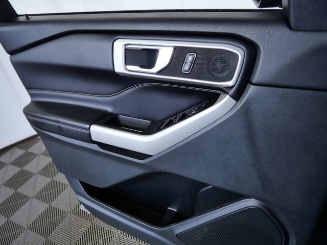 Certified 2021 Ford Explorer XLT w/ Equipment Group 202A image 24