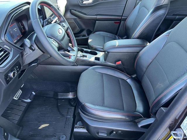 Certified 2023 Ford Escape ST-Line w/ Tech Pack #1 image 24