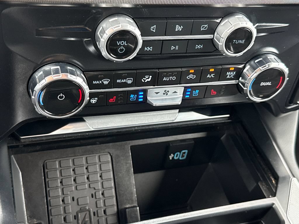 Certified 2024 Ford F250 Platinum AWD/4WD image 25