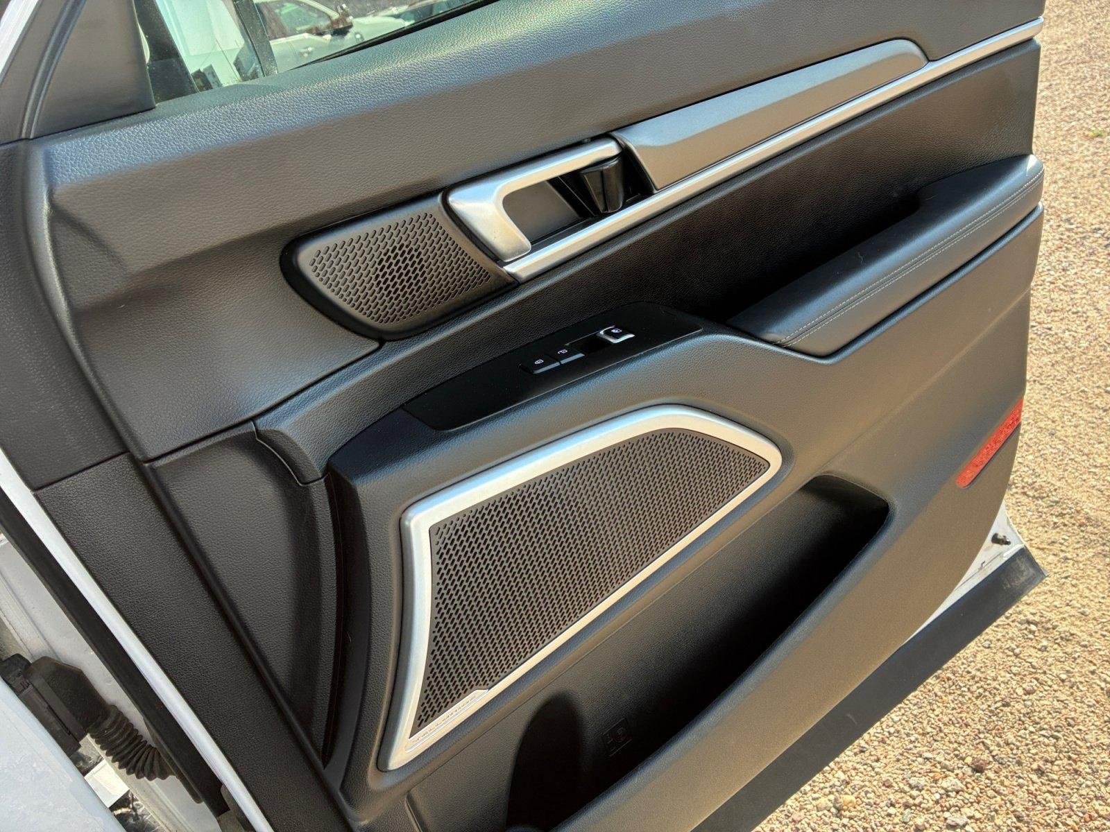 Used 2021 Kia Telluride S AWD/4WD image 16