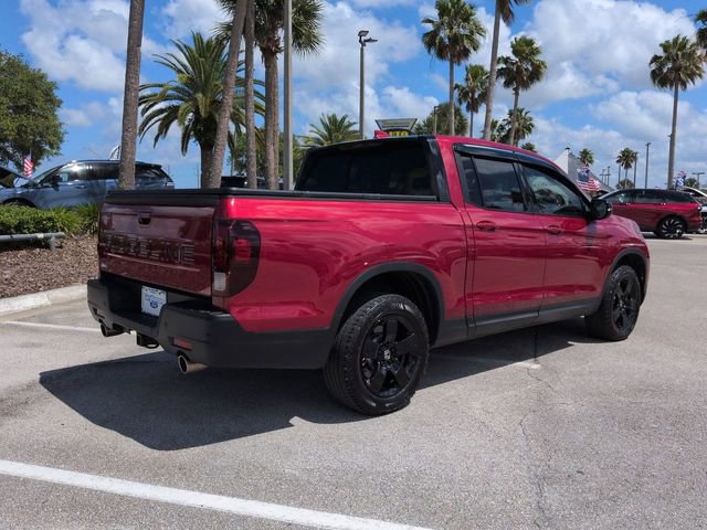 Used 2025 Honda Ridgeline Black Edition image 4