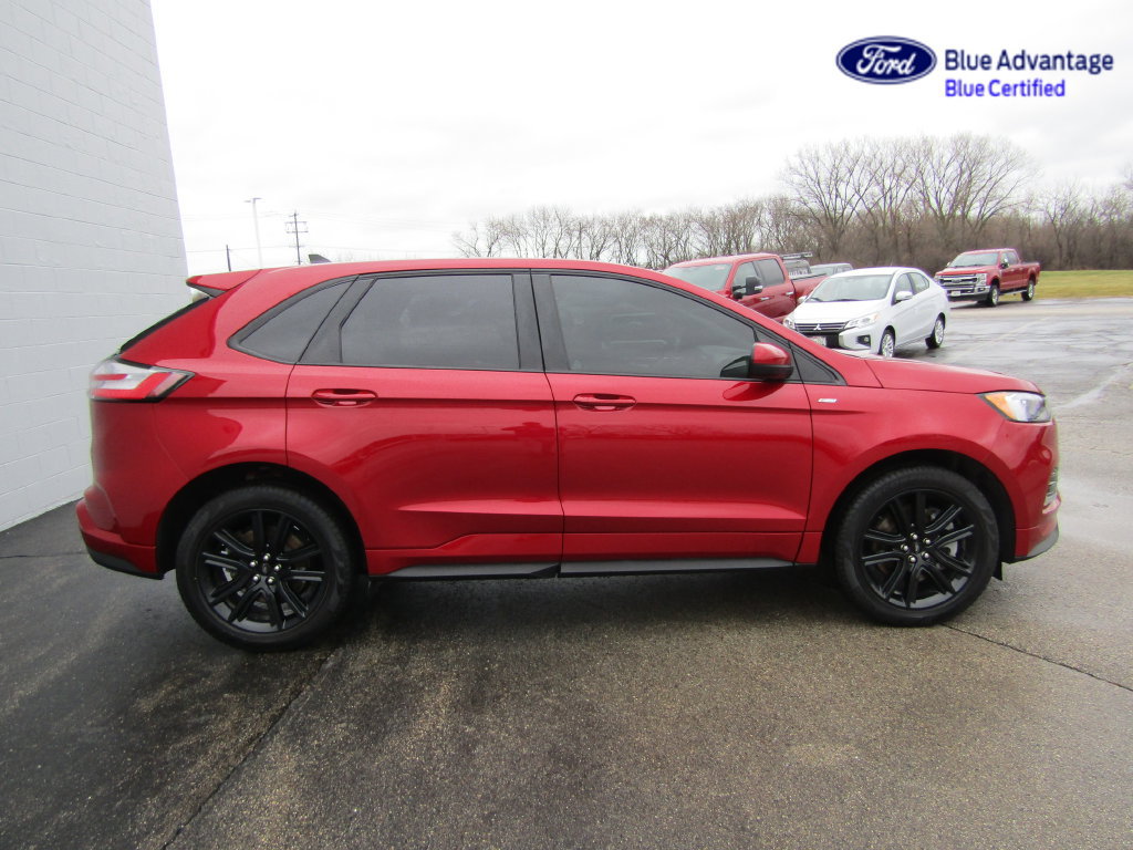 Certified 2024 Ford Edge ST-Line AWD/4WD image 9