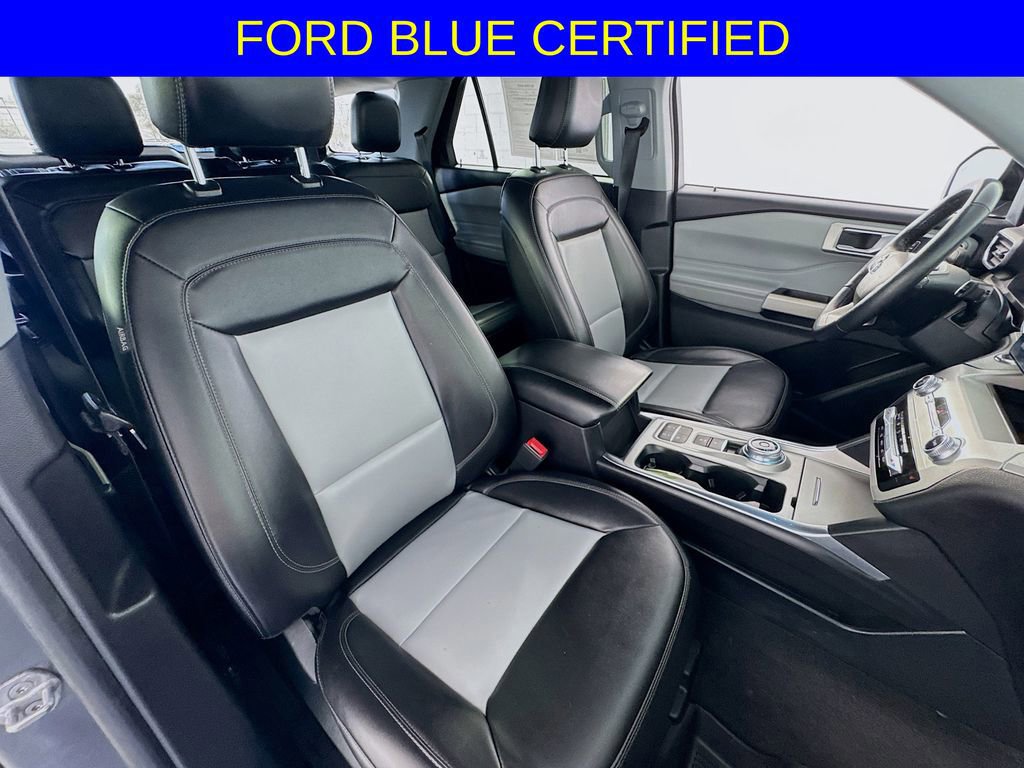 Certified 2022 Ford Explorer XLT w/ Equipment Group 202A image 29