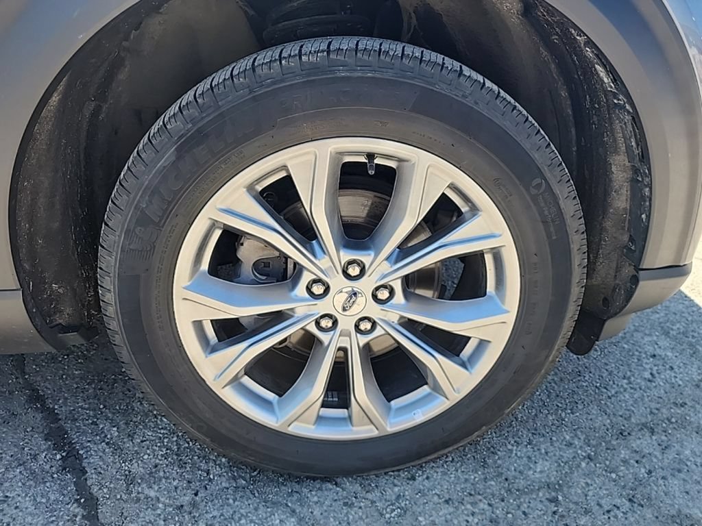 Certified 2024 Ford Explorer Limited AWD/4WD image 14