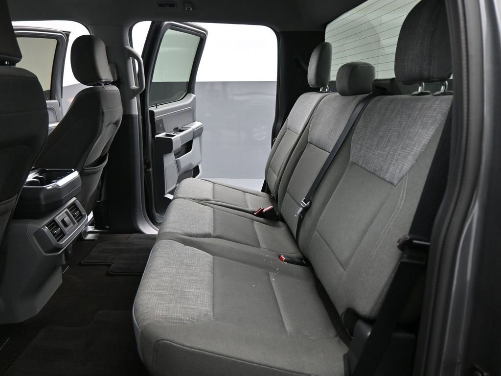 Certified 2022 Ford F150 XLT w/ Equipment Group 301A Mid image 44