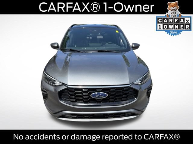 Certified 2023 Ford Escape ST-Line w/ Tech Pack #1 AWD/4WD image 2