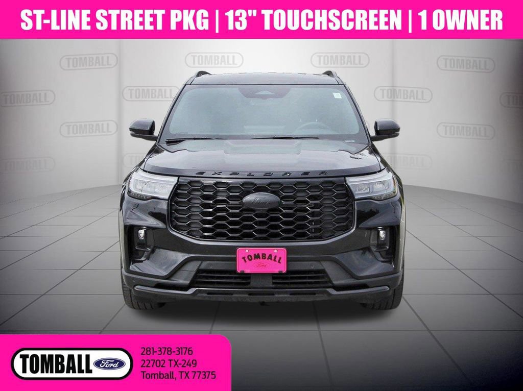 Certified 2025 Ford Explorer ST-Line w/ Premium Package RWD image 8